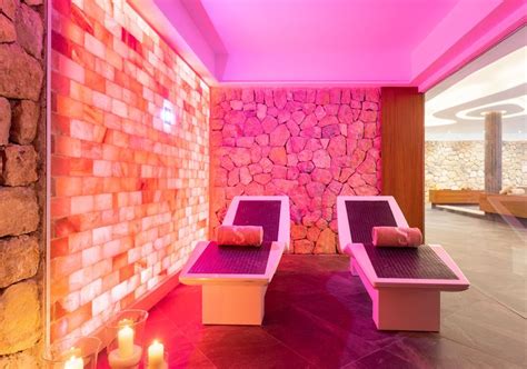 Himalayan Spa .
